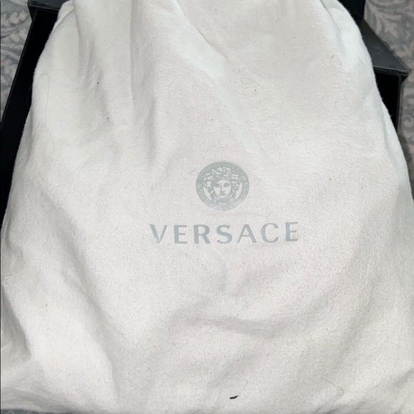 AUTHENTIC Versace Pool Slides - Picture 4 of 7